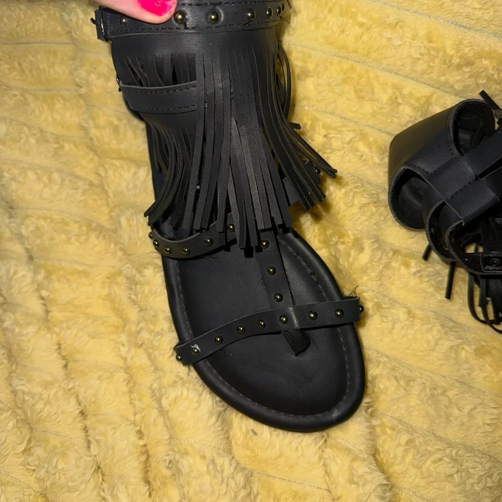 Women’s Torrid Black Fringe Sandals western Boho size 9 - Picture 4 of 7